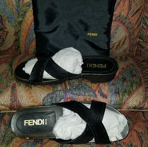 Fendi Wooden sandal size 8.5